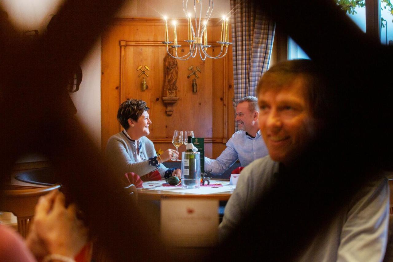 Hotelgasthof Bayerischer Hof ズルツバッハ・ローゼンベルク エクステリア 写真