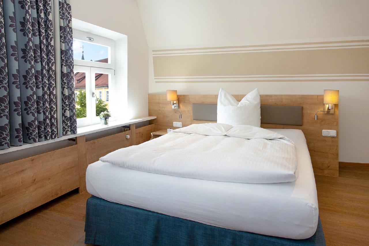 Hotelgasthof Bayerischer Hof ズルツバッハ・ローゼンベルク エクステリア 写真