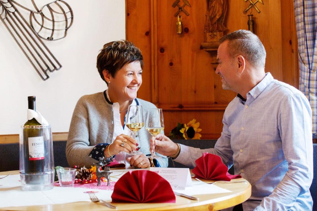 Hotelgasthof Bayerischer Hof ズルツバッハ・ローゼンベルク エクステリア 写真